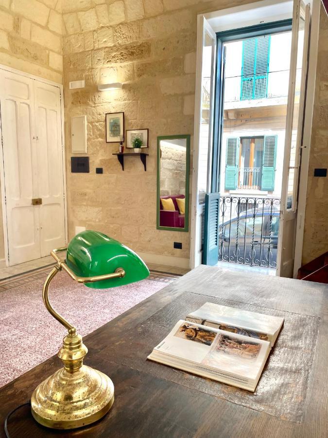 Appartamento Vohis Luxury House - Fast Wi-Fi & Easy Parking Lecce Esterno foto
