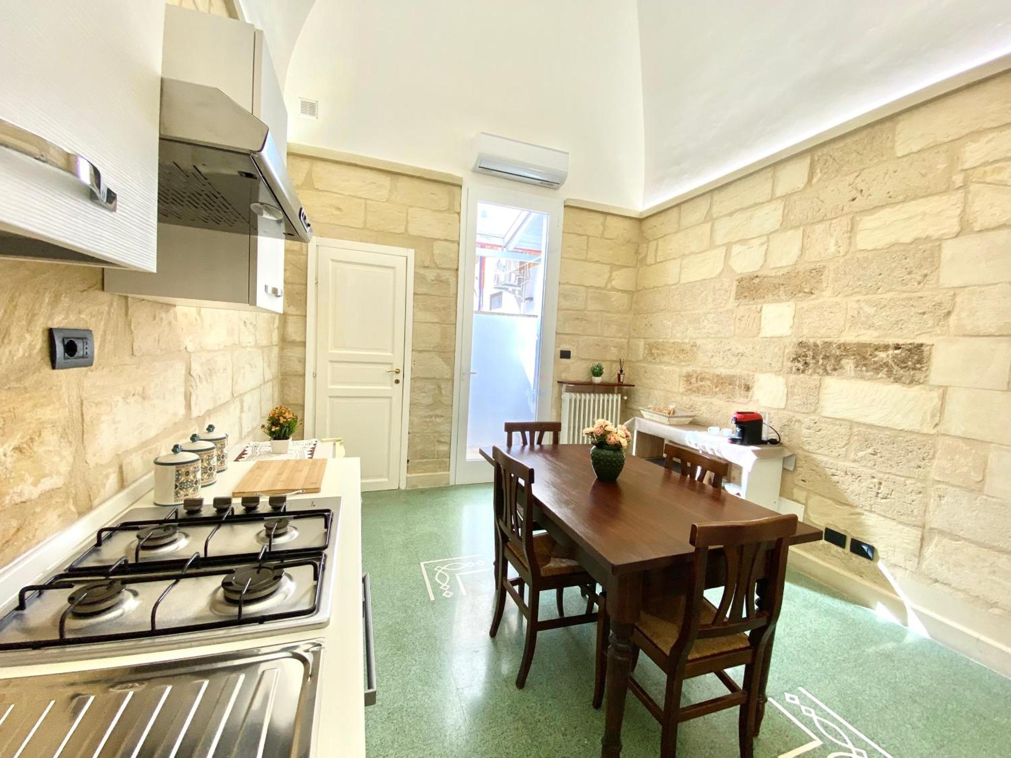 Appartamento Vohis Luxury House - Fast Wi-Fi & Easy Parking Lecce Esterno foto