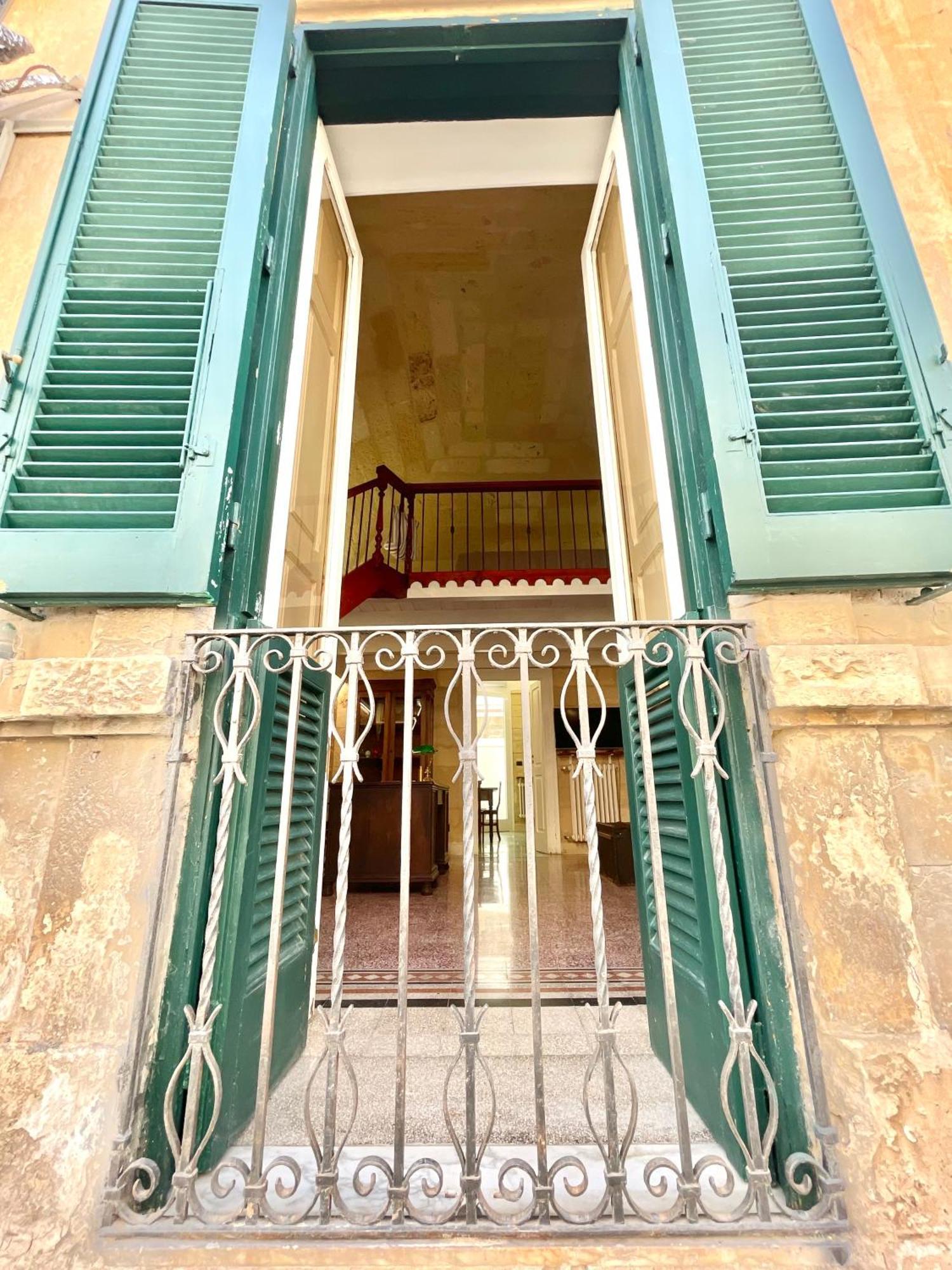 Appartamento Vohis Luxury House - Fast Wi-Fi & Easy Parking Lecce Esterno foto